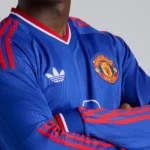 Manchester United Away Blue
