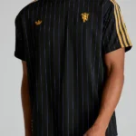 Manchester United Terrace Icons Black Jersey